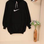 هودی مشکی کلاهدار بلند جلو بسته نایک دورس داخل کرک دار بوتیک پاپلی