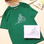 تیشرت دختر عینکی خسته بوتیک پاپلی