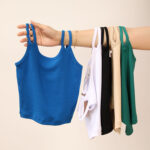 تاپ کراپ پشت حلقه بوتیک پاپلی